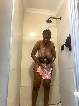  DollFace  online show from November 17, 2025, 9:09 pm