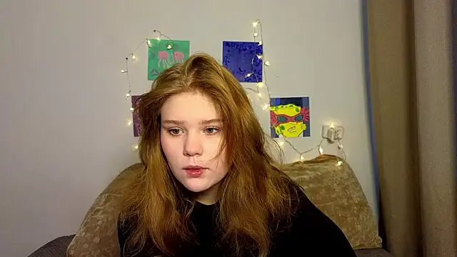 LaseyMoon online show from March 4, 2026, 6:30 am