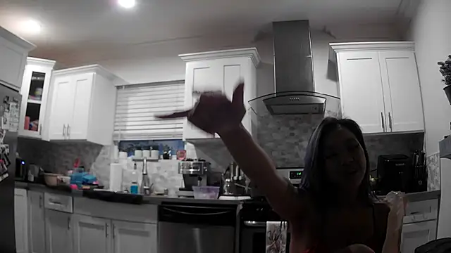 princesskimamii online show from November 5, 2025, 8:14 am