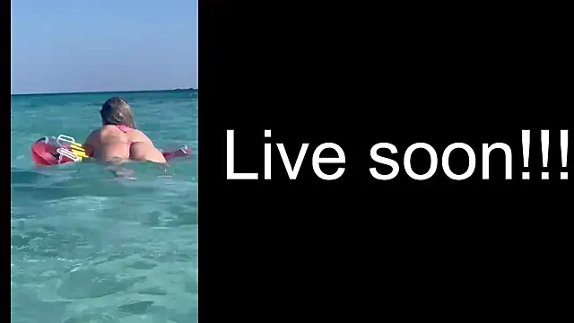 Snapshot of _Allie_ chatting on September 29, 2025, 4:28 am Allie online show from September 29, 2025, 4:28 am