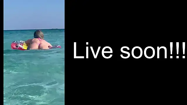 Snapshot of _Allie_ chatting on November 26, 2025, 5:19 am Allie online show from November 26, 2025, 5:19 am