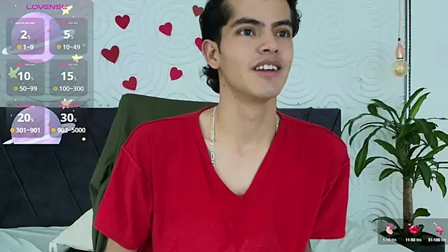 Maximoherrera 16 online show from April 18, 2026, 1:26 pm