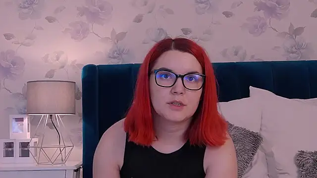 KailyKay online show from October 6, 2025, 6:05 pm