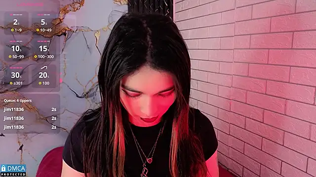 MaeveKuro online show from April 30, 2026, 3:13 am