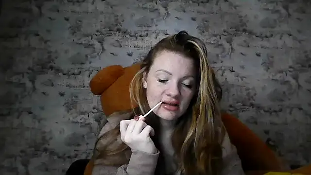 Snapshot of Eveline_May chatting on December 15, 2025, 5:28 pm Eveline May online show from December 15, 2025, 5:28 pm