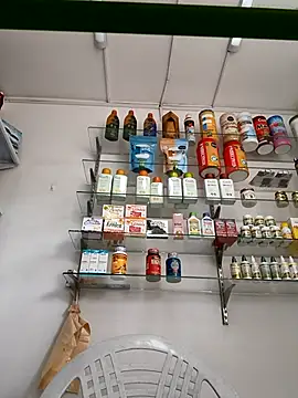 roxanasexy2025 online show from February 14, 2026, 4:37 pm