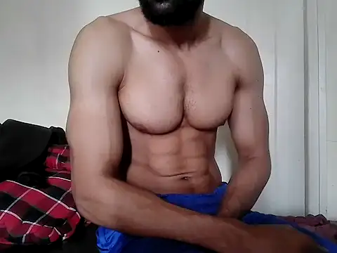 Snapshot of fitbuddy1 chatting on May 4, 2026, 7:48 am fitbuddy1 online show from May 4, 2026, 7:48 am