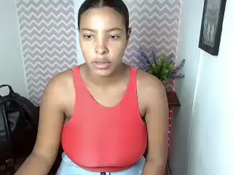 Snapshot of dayanacarson chatting on June 29, 2026, 5:24 pm dayanacarson online show from June 29, 2026, 5:24 pm