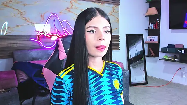Cloe roouse online show from June 28, 2026, 2:50 am
