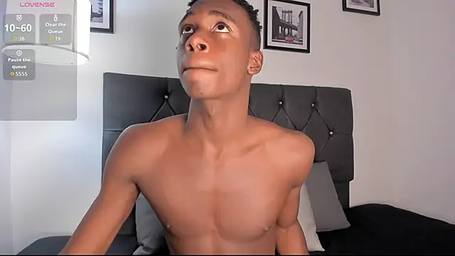 noah johes online show from March 12, 2026, 3:45 am