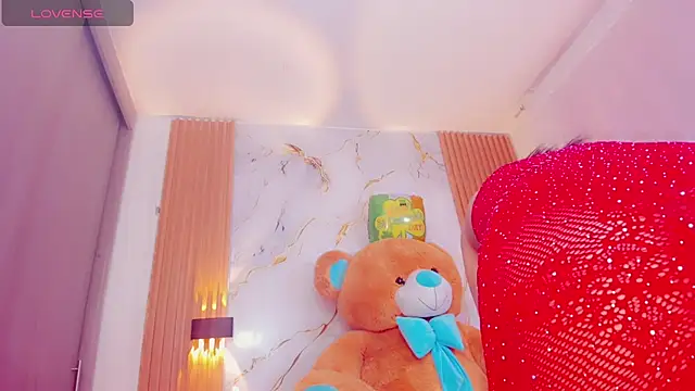 Snapshot of ValeriCardenas chatting on March 16, 2025, 2:44 pm ValeriCardenas online show from March 16, 2025, 2:44 pm