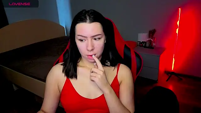 Snapshot of meganluss chatting on May 21, 2026, 3:13 am meganluss online show from May 21, 2026, 3:13 am