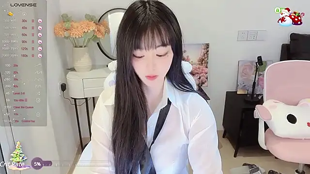 Snapshot of Milla-z chatting on February 26, 2025, 8:37 am Milla-z online show from February 26, 2025, 8:37 am