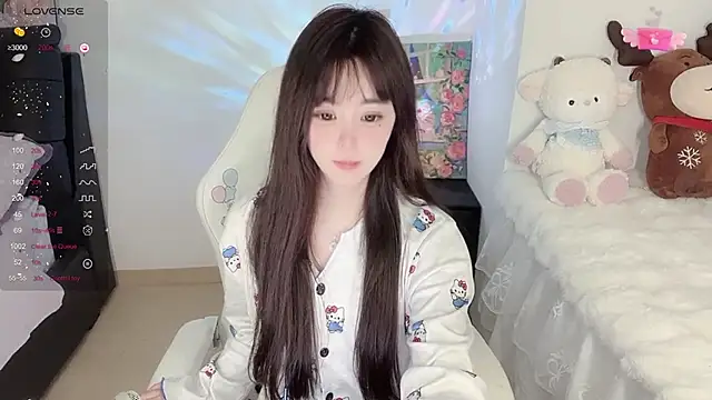 Snapshot of Milla-z chatting on October 3, 2025, 4:04 pm Milla-z online show from October 3, 2025, 4:04 pm