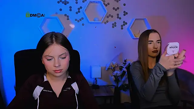 doll vey online show from November 24, 2025, 7:57 pm