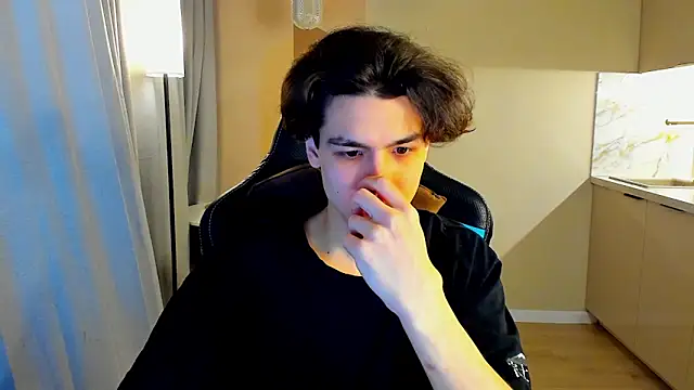 TravisRevas online show from March 10, 2026, 12:32 pm