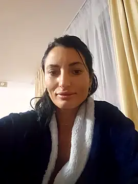 Snapshot of zoeylarkens chatting on November 19, 2025, 6:30 pm zoeylarkens online show from November 19, 2025, 6:30 pm