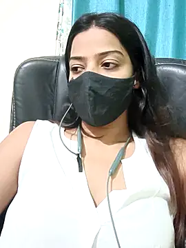 CRAZY  BITE online show from May 1, 2026, 6:56 pm