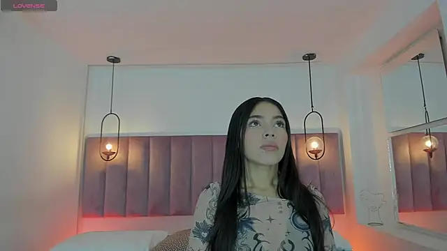 Haily b online show from November 2, 2025, 7:27 pm