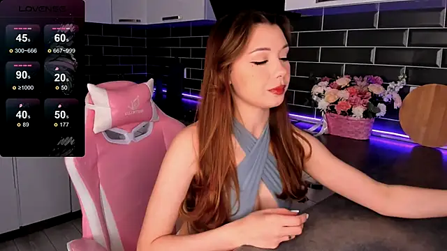 Snapshot of EmmaVictori1 chatting on November 18, 2025, 7:02 am EmmaVictori1 online show from November 18, 2025, 7:02 am