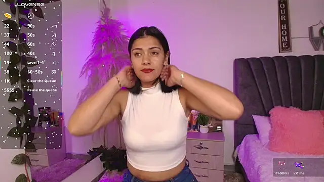 miaoconell online show from June 12, 2026, 11:25 pm