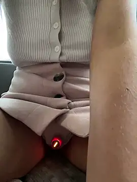 NataKitten online show from September 28, 2025, 1:38 pm