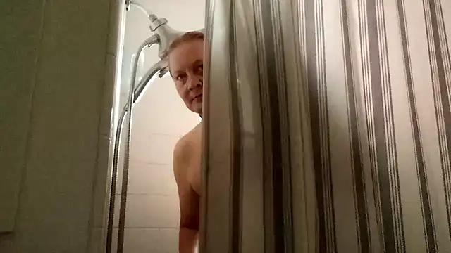 wetnwildforyou online show from September 13, 2025, 6:08 pm