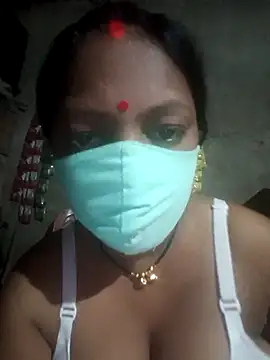 Snapshot of Devi_Chatterjee chatting on March 22, 2025, 4:24 am Devi Chatterjee online show from March 22, 2025, 4:24 am