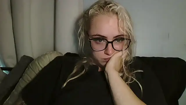 sluttypumpkin online show from July 11, 2026, 5:59 pm