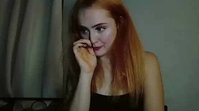 sluttypumpkin online show from July 17, 2026, 3:13 am