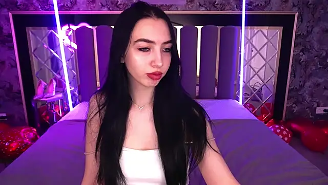 WildKittenX  online show from February 13, 2026, 6:53 am