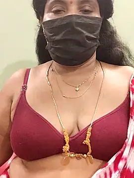 Snapshot of abinaya26 chatting on March 14, 2025, 8:17 pm abinaya26 online show from March 14, 2025, 8:17 pm