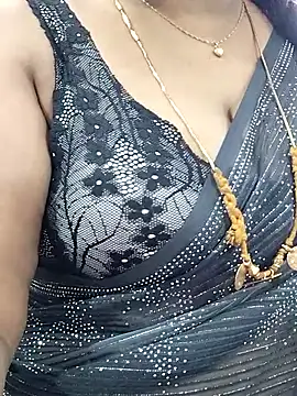 Snapshot of abinaya26 chatting on September 9, 2025, 7:30 am abinaya26 online show from September 9, 2025, 7:30 am