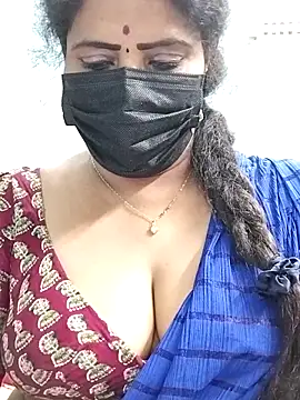 Snapshot of abinaya26 chatting on September 10, 2025, 7:47 pm abinaya26 online show from September 10, 2025, 7:47 pm