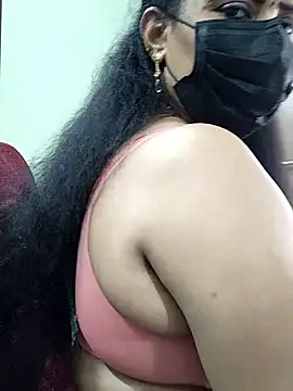 Snapshot of abinaya26 chatting on September 12, 2025, 11:21 am abinaya26 online show from September 12, 2025, 11:21 am