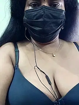 Snapshot of abinaya26 chatting on September 15, 2025, 6:57 am abinaya26 online show from September 15, 2025, 6:57 am