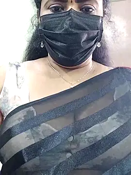 Snapshot of abinaya26 chatting on September 22, 2025, 6:59 am abinaya26 online show from September 22, 2025, 6:59 am