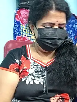 Snapshot of abinaya26 chatting on October 3, 2025, 8:06 pm abinaya26 online show from October 3, 2025, 8:06 pm