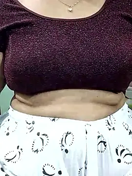 Snapshot of abinaya26 chatting on October 4, 2025, 8:18 pm abinaya26 online show from October 4, 2025, 8:18 pm