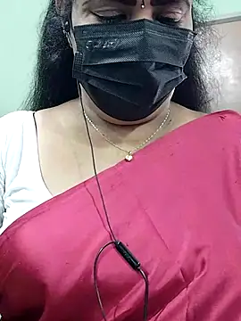 Snapshot of abinaya26 chatting on October 6, 2025, 6:00 am abinaya26 online show from October 6, 2025, 6:00 am