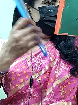 Snapshot of abinaya26 chatting on October 24, 2025, 6:43 am abinaya26 online show from October 24, 2025, 6:43 am