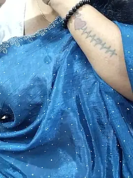 Snapshot of abinaya26 chatting on November 14, 2025, 7:18 am abinaya26 online show from November 14, 2025, 7:18 am