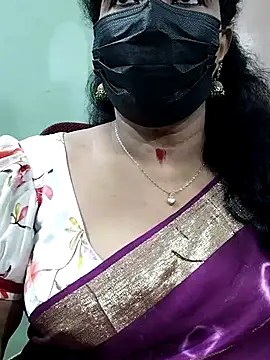 Snapshot of abinaya26 chatting on November 17, 2025, 1:39 pm abinaya26 online show from November 17, 2025, 1:39 pm