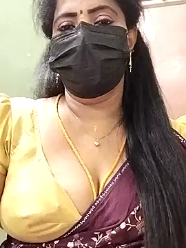 Snapshot of abinaya26 chatting on May 20, 2026, 6:36 pm abinaya26 online show from May 20, 2026, 6:36 pm
