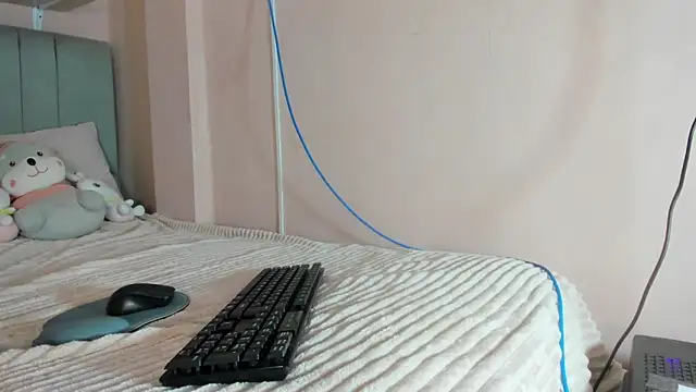 mary cute9 online show from September 15, 2025, 12:16 pm