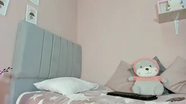 mary cute9 online show from October 10, 2025, 12:26 pm