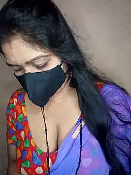 Snapshot of Bagi-Sexy chatting on November 5, 2025, 12:43 am Bagi-Sexy online show from November 5, 2025, 12:43 am