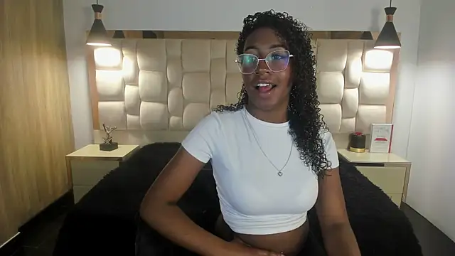 Qeen blackk online show from April 27, 2026, 9:13 pm