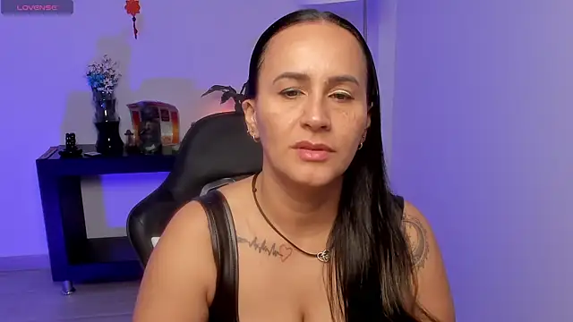Sara Charmy online show from June 12, 2026, 11:20 am