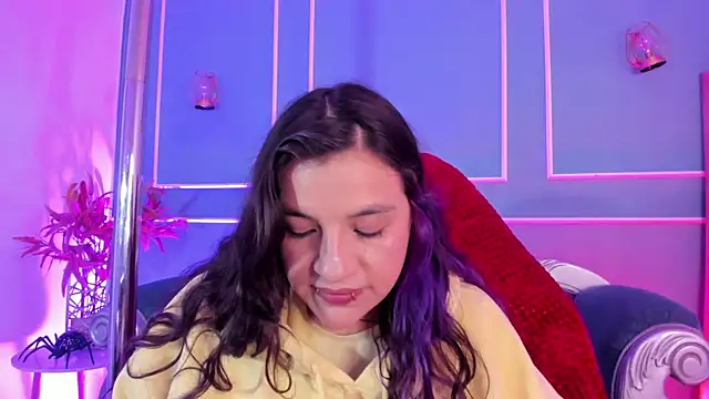 TaraTaylorr online show from February 12, 2026, 3:12 am